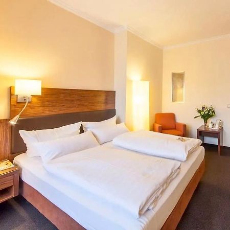 Hotel Flora Duesseldorf Екстер'єр фото
