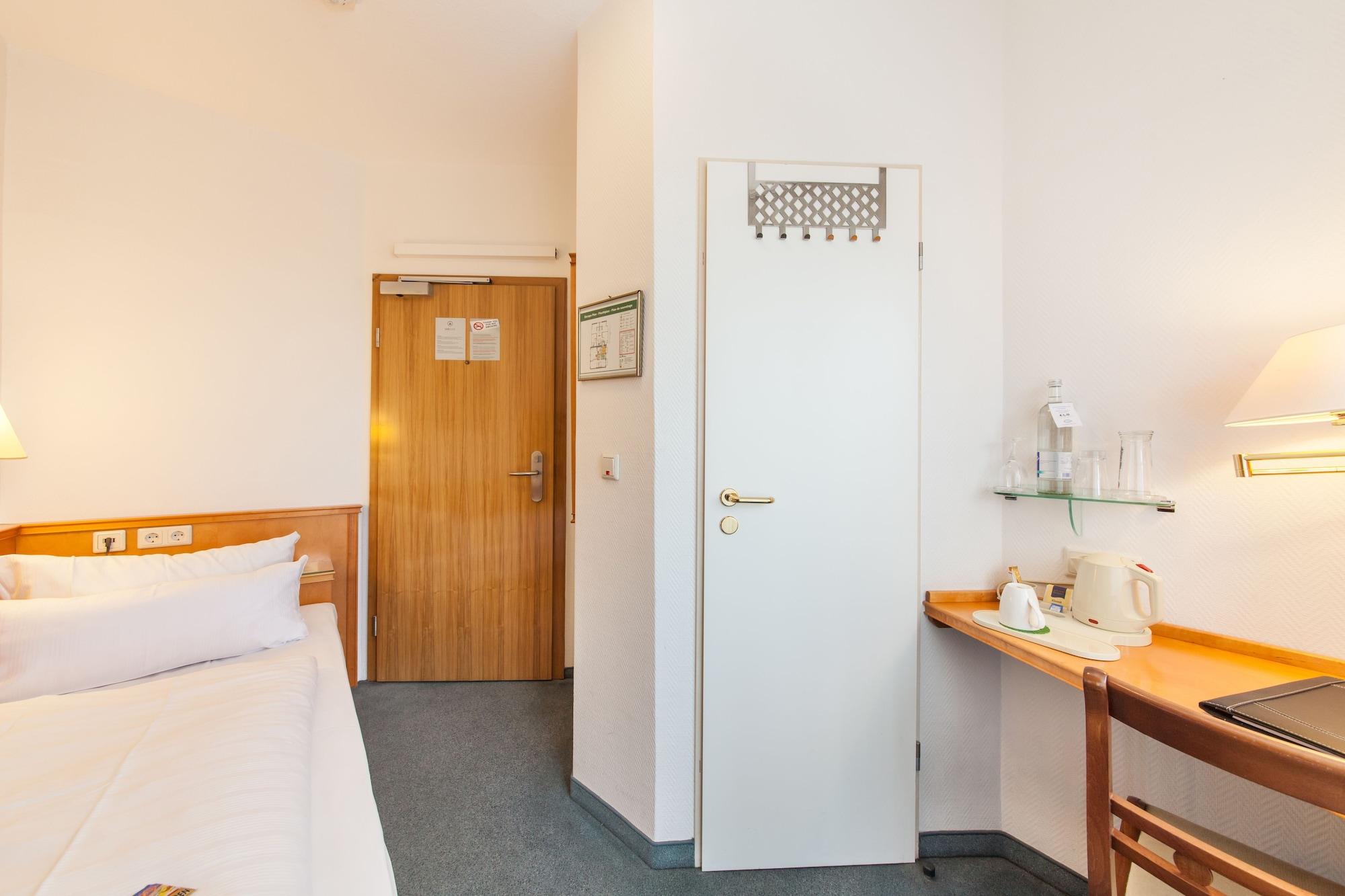 Hotel Flora Duesseldorf Екстер'єр фото