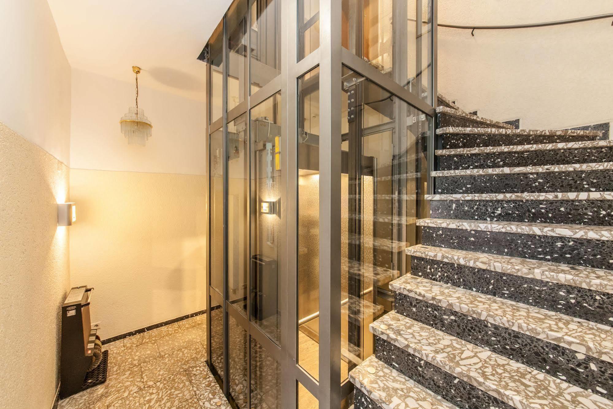 Hotel Flora Duesseldorf Екстер'єр фото